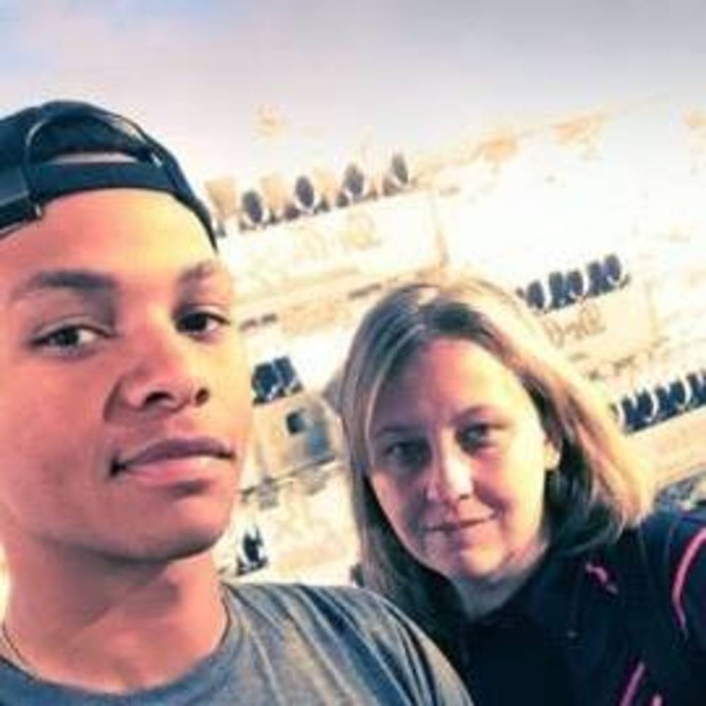 Meet your Posher, Angelia